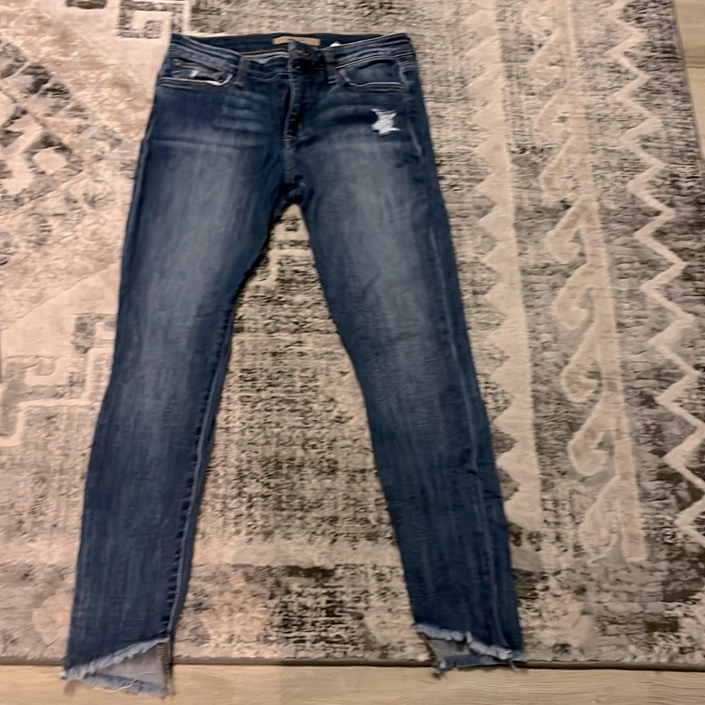 Joe’s Jeans Distressed Edge Skinny Jean size 29